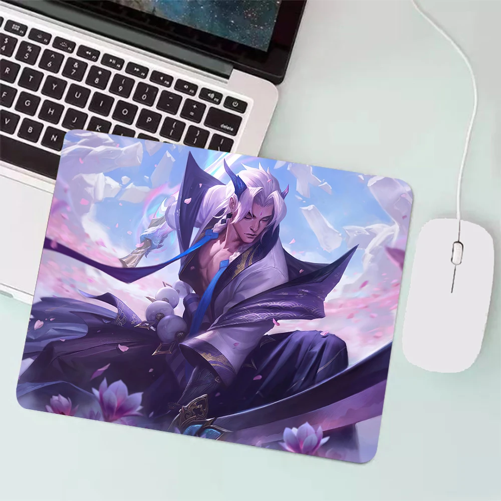 League of ATIONS End Yone Petit tapis de souris de jeu, PC Gamer, clavier, souris, sous, média, ordinateur, bureau, polymères, ordinateur portable