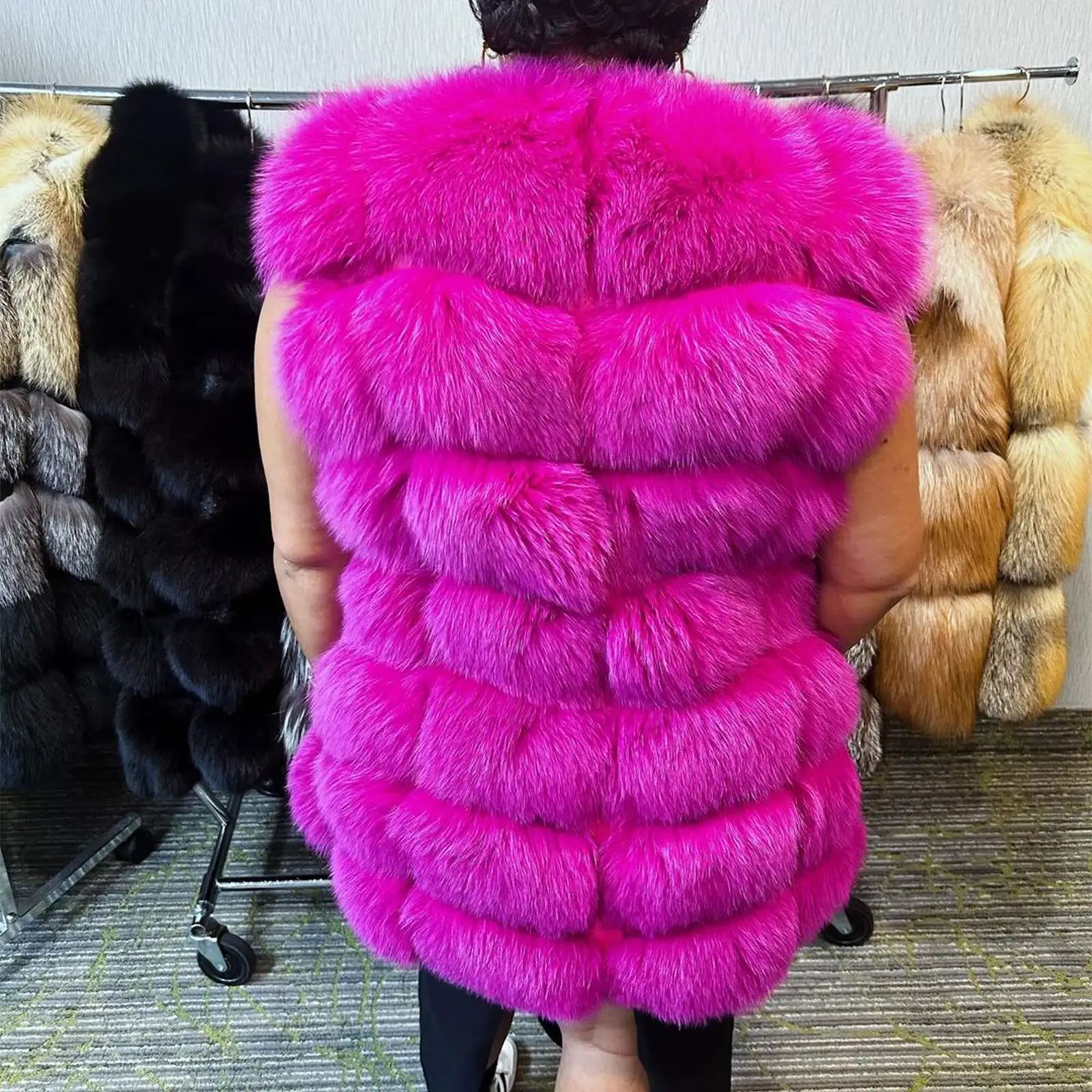 Rose Red Natural Fox Fur Coat Sleeveless Round Collar Winter Fashion Medium Length Genuine Leather Fox Fur Vest Outwear Woman