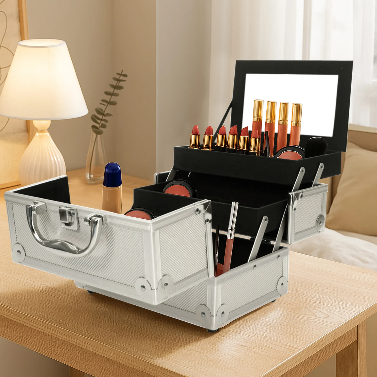 

Серебряный алюминиевый кейс для косметики с двойным верхним открытием и встроенным зеркалом