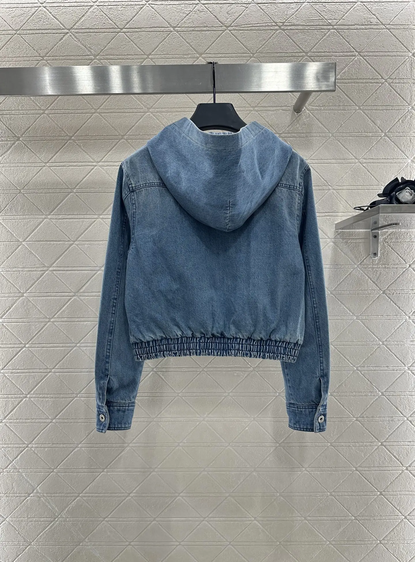 

2025 Spring/Autumn New Product Hooded Plaid Denim Jacket Twill Cotton Denim Material Elastic Hem 488