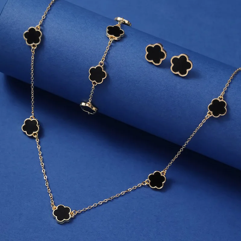 

4-Leaf Clover Jewelry Set for Women – Black Enamel Necklace, Bracelet & Stud Earrings,