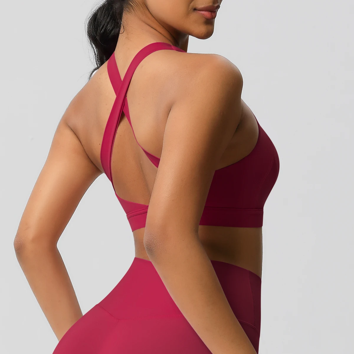Sexy Yoga vest Gym Sports Yoga Underwear  Training Sleeveless Sport Gym Tops Women Fitness Crop Top Shockproof Sports Bras