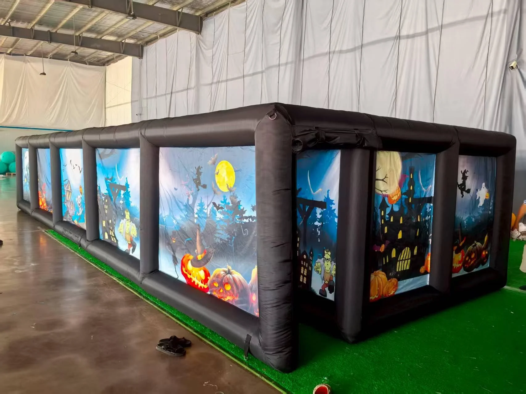 Inflatable Maze Halloween Haunted House, Outdoor Inflatable Labyrinth Maze Game, Spooky Theme with Pumpkins/Bats/Ghosts, Blower