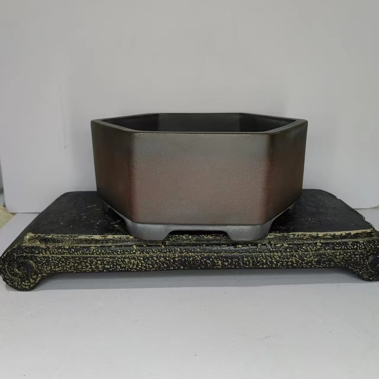 Hot sale high quality antique finish Hexagonal Shaped Unglazed Yixing Bonsai Pot