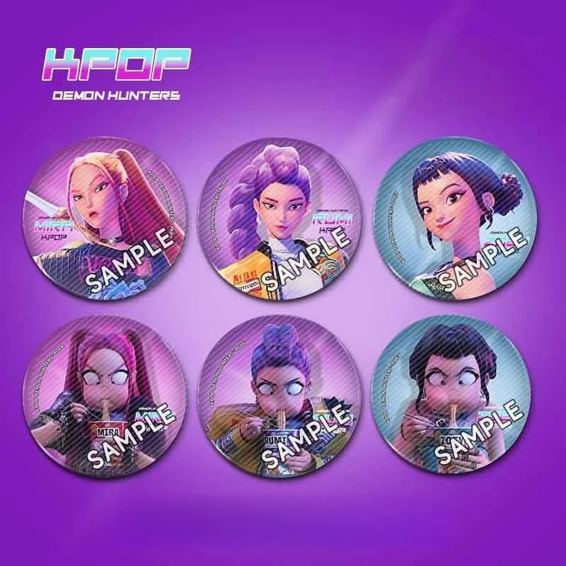 

Demon Hunters Kpop Rumi Mira Zoey Cosplay Pins Brooch Men Women Group Idol Props Anime Jewelry Halloween Costume Accessories