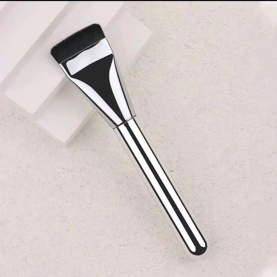 Nieuwe Foundation Brush Koreaanse make-upborstel Ultradunne maskerkwast met één lijn Primer Concealer Brush - afbeelding 2