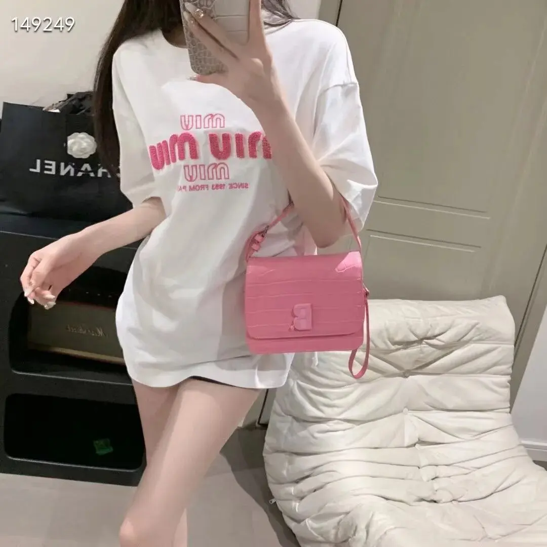 miumiu 2025 new hot sale spring new letter short sleeve T-shirt loose fashion blouse casual round neck women t shirt