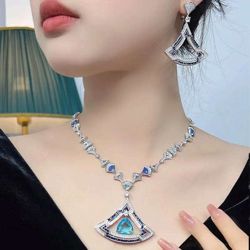 

Fashion light luxury water drop collarbone chain fan-shaped color treasure niche design senior sense women's banquet necklace