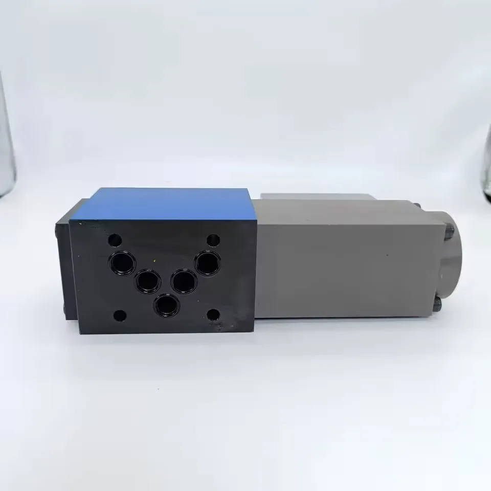 Hydraulic Proportional Directional Valve 4WRPEH 10 C4 B100L-2X/G24K0/A1M 4WRPEH 6 C3 B40L-2X/G24K0/A1M