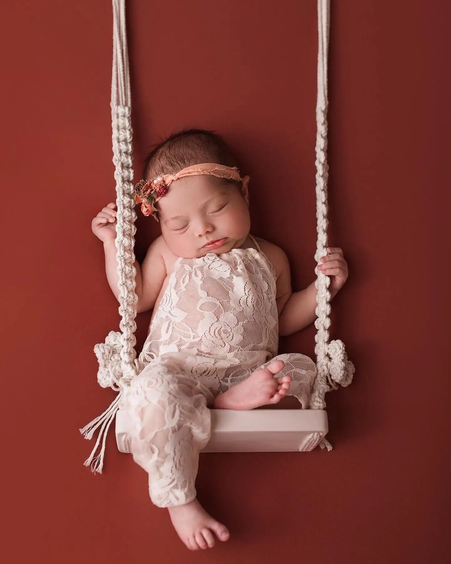 Wooden Swing Newborn Posing Prop Natural Toys Vintage Swing Rainbow Macrame Boho Children\'s Photography Shootsession Posing Aid