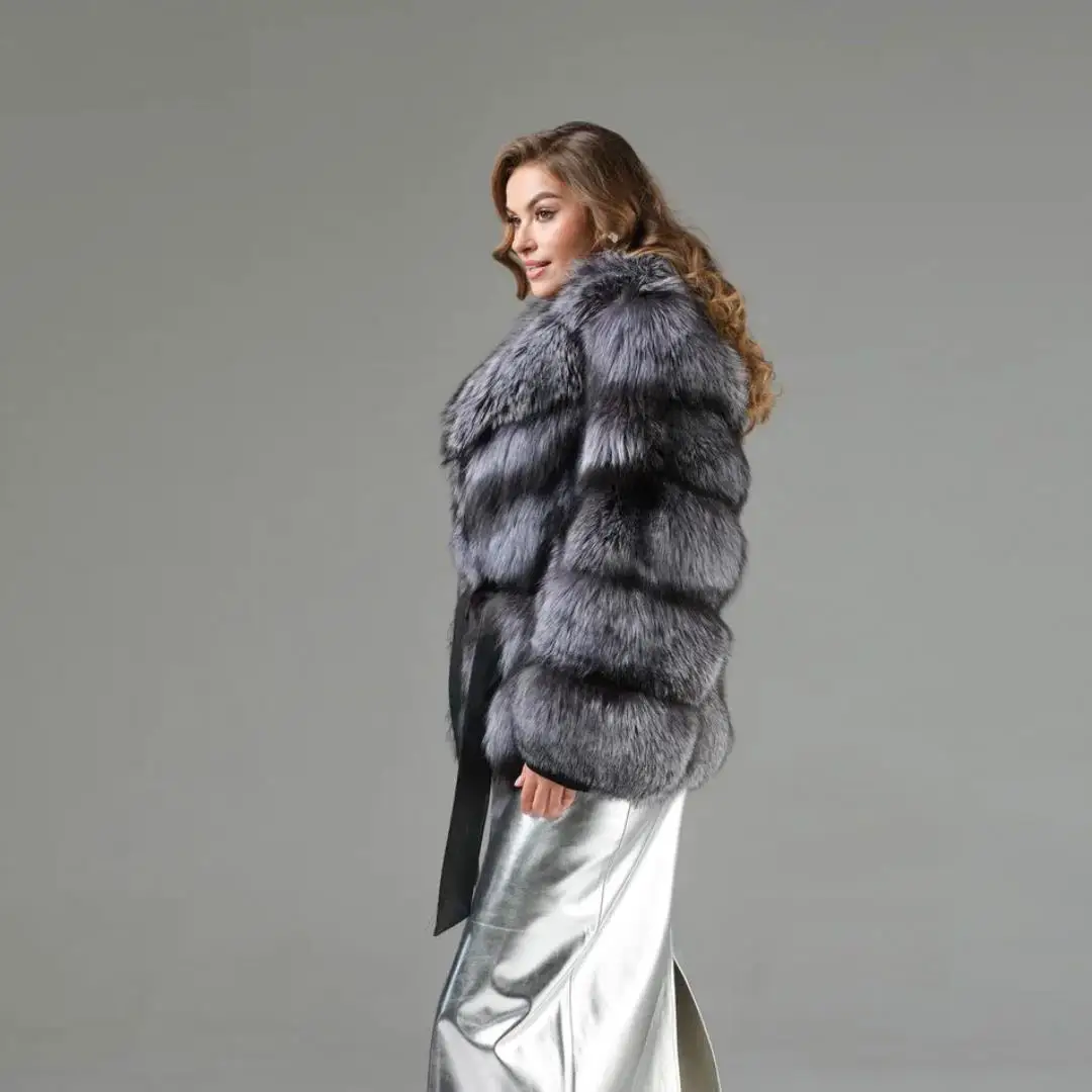 Winter Fashion Real Fox Fur Coats for Women High Quality Wholeskin Genuine Silver Fox Fur Coat With Turn-down Collar Overcoats