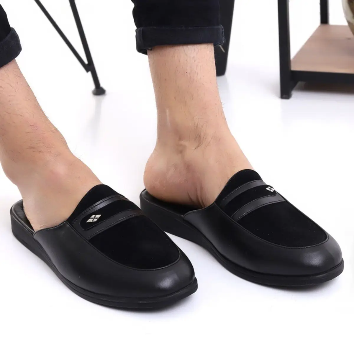 

Men's Leather Slippers Comfortable Stylish House Slippers Groom Slippers Anti-Slip Black Slippers for Dowry