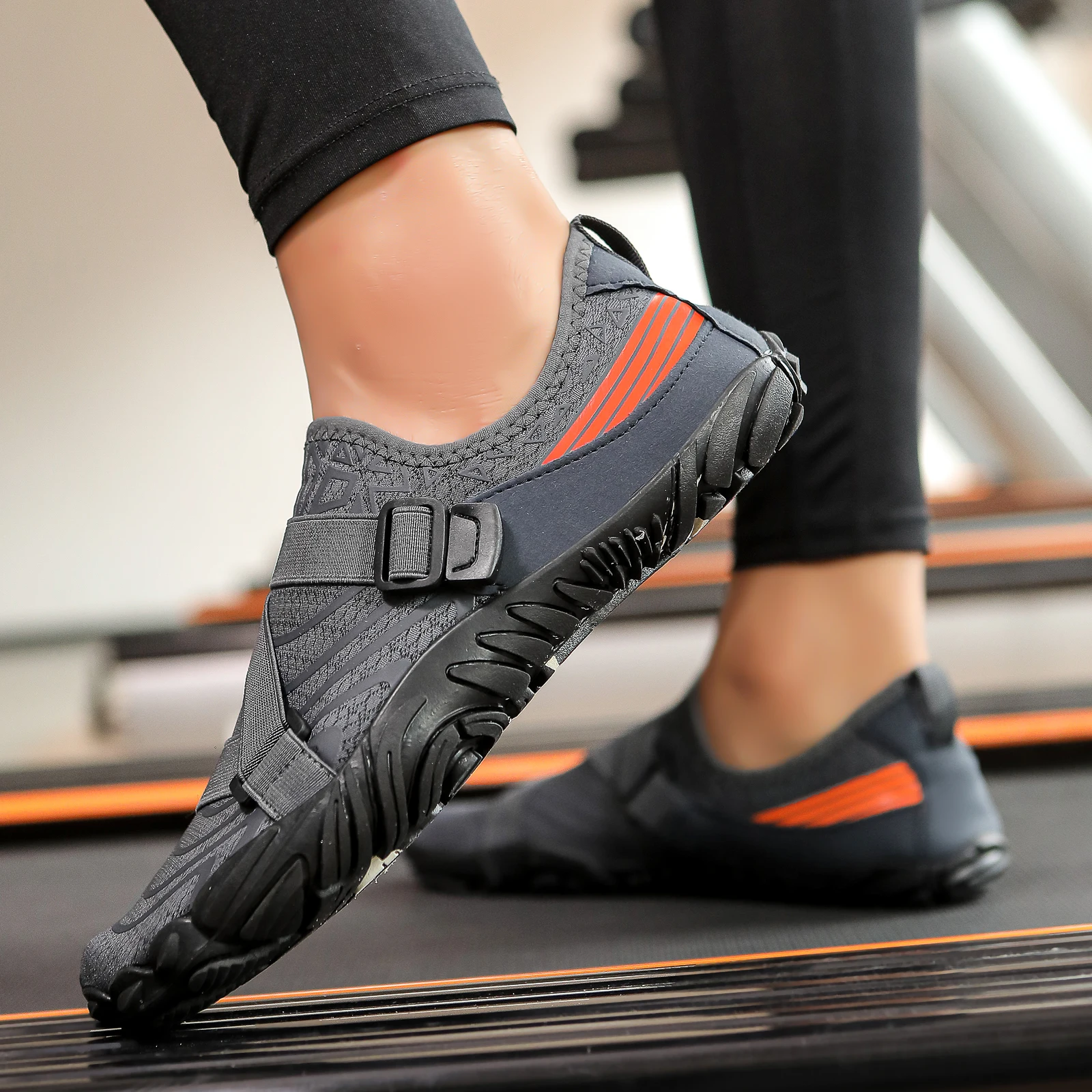 Men and women joint activities sports exercise aqua shoes running shoes