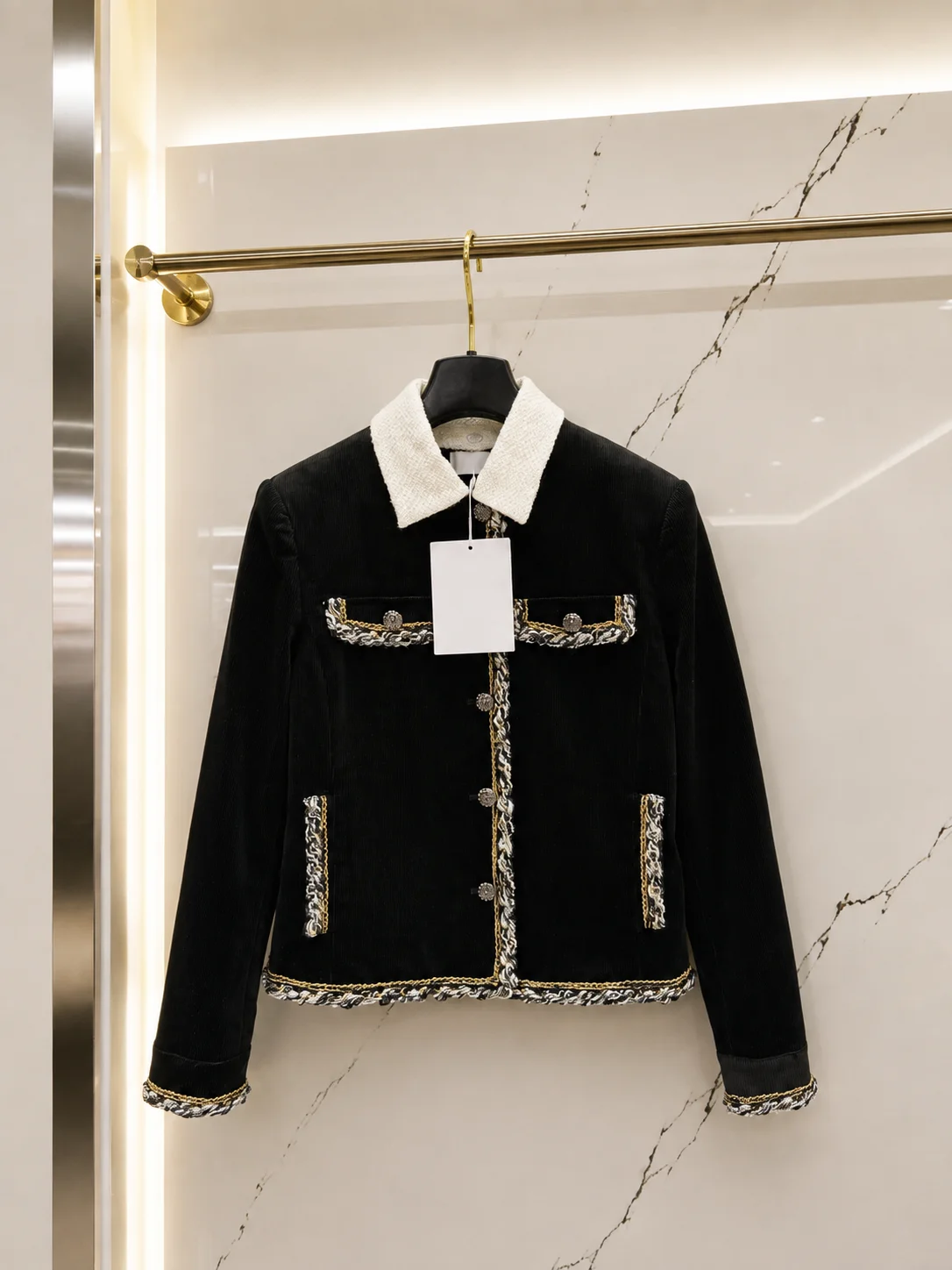 2026 Women  Corduroy Outerwear Contrast Textured Lapel Ornate Braided Binding Button Closure Cropped Silhouette Coat