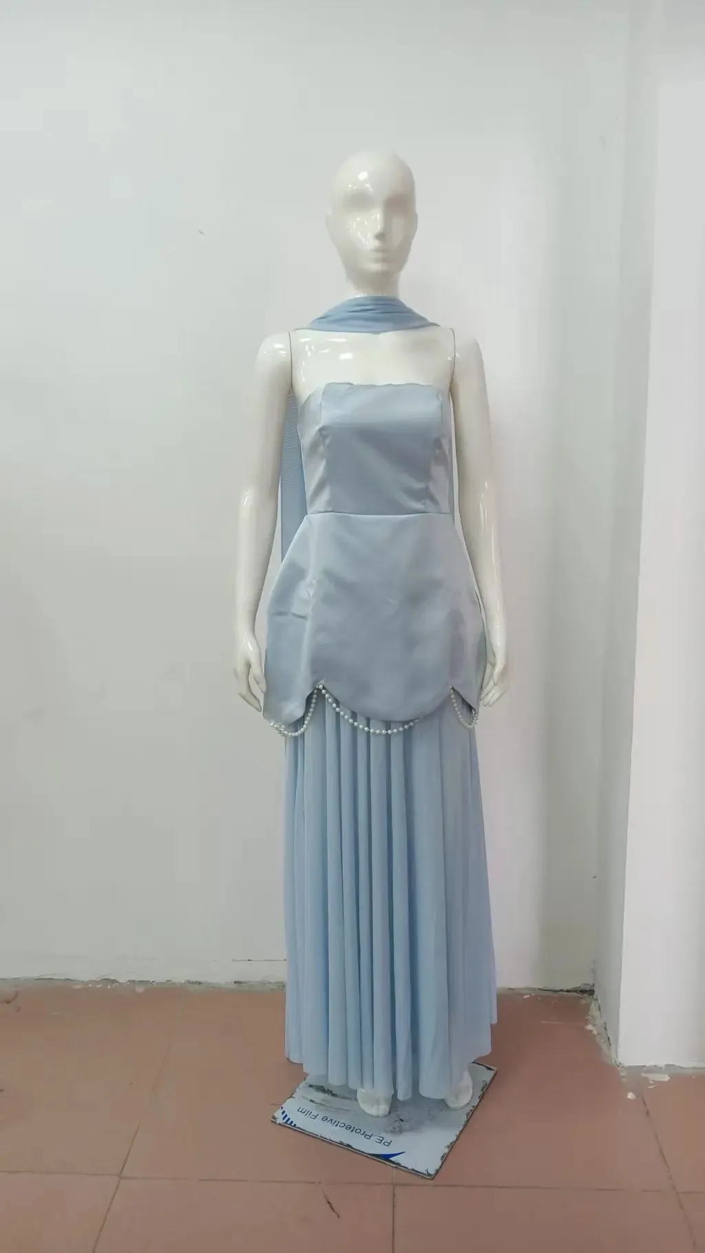 Elegant Pearl Mesh Patchwork Maxi Dress Women Strapless Ribbon Backless Long Dress Luxury Wedding Guest Party Evening Dress 2026