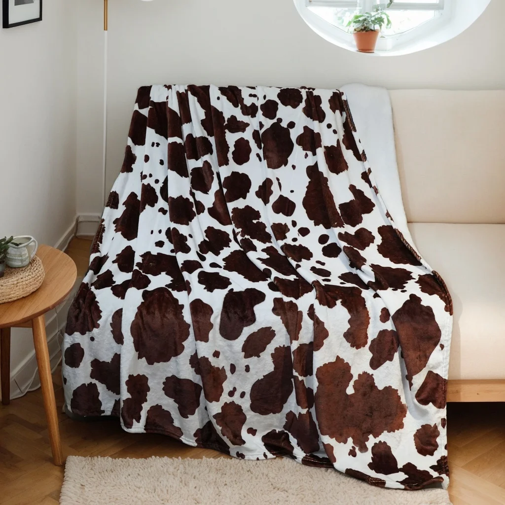 

Cow Print Throw Blanket – Soft Fluffy Fleece Blanket for Bed or Couch, Cute Cow Pattern Gift for Women or Girls, 60×80 Inches