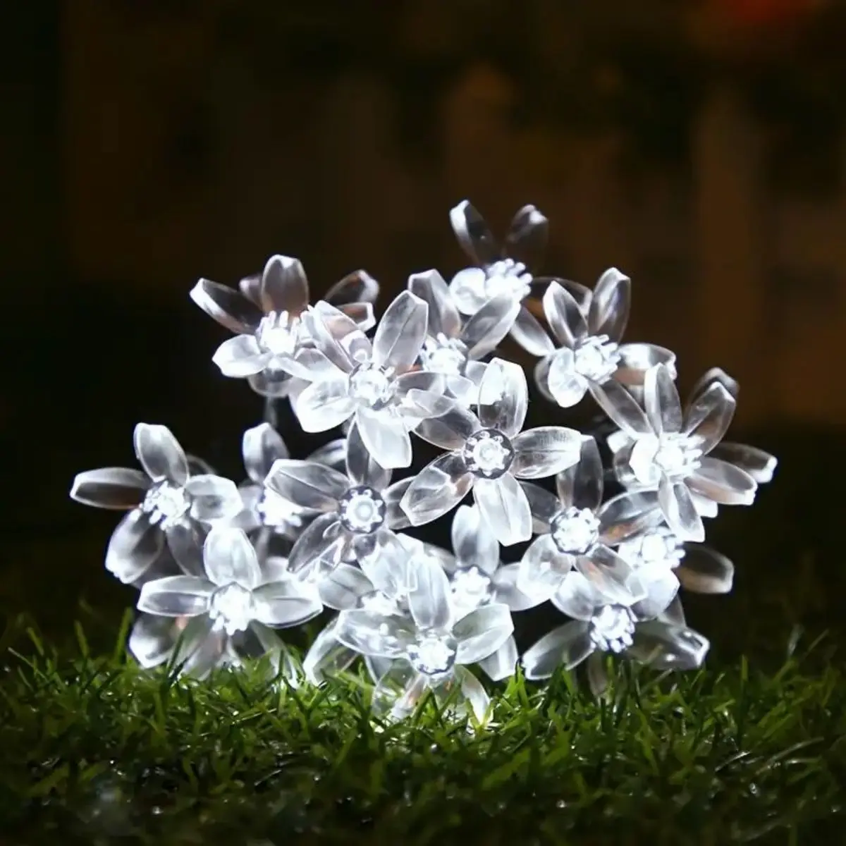 Solar powered household light LED cherry blossom light string, 8 modes of decorative lights, cold white light, button control