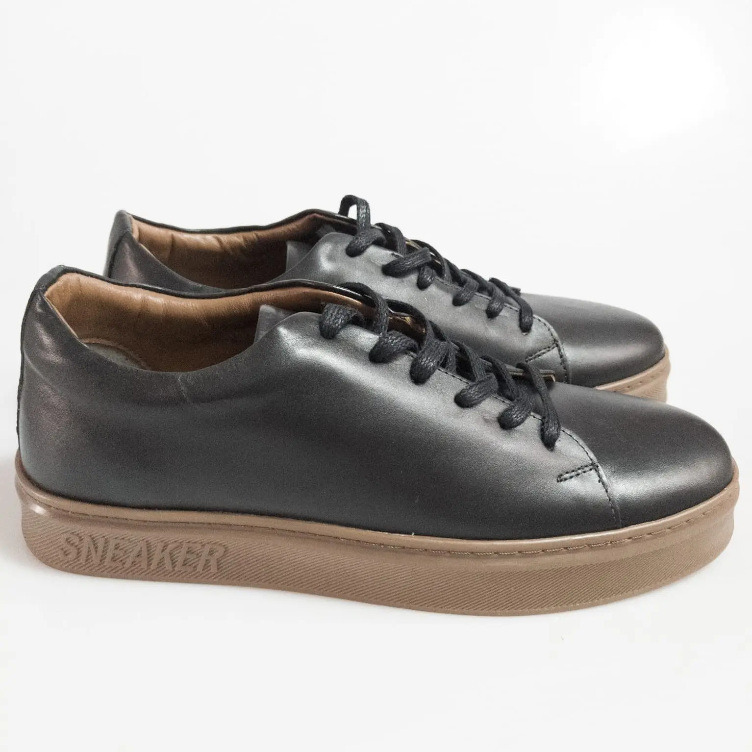 

Genuine Leather Handmade Men Sneaker Shoes Daily Comfort Breathable