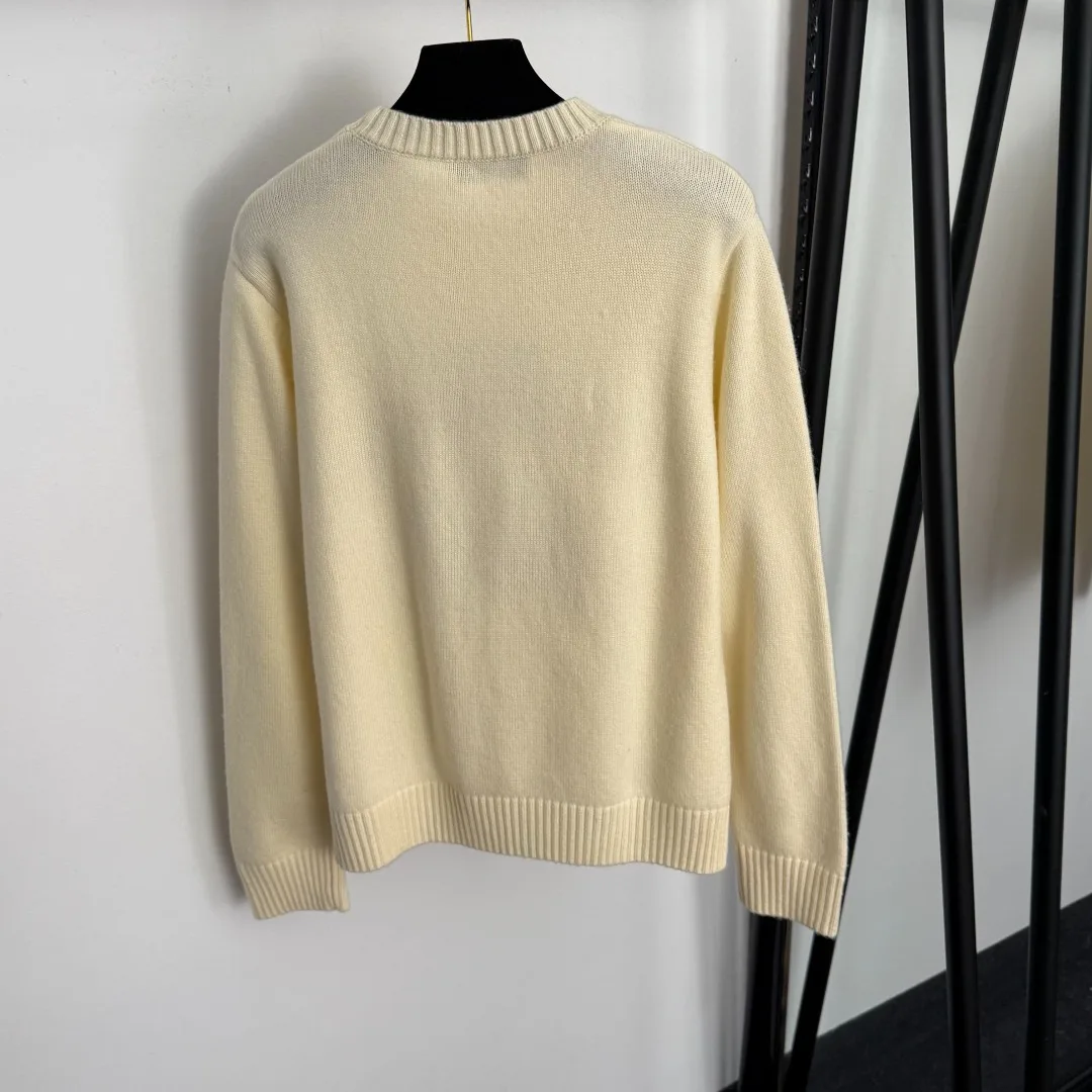 

25 women's new retro pullover round neck knitted embroidered long sleeved sweater with temperament