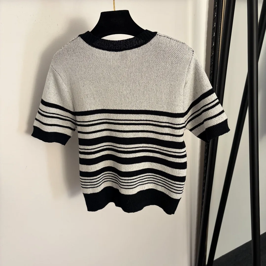 

2026 New Fashion Spring Vintage Color Block Loose V-Neck Striped Collar Sweater for Women