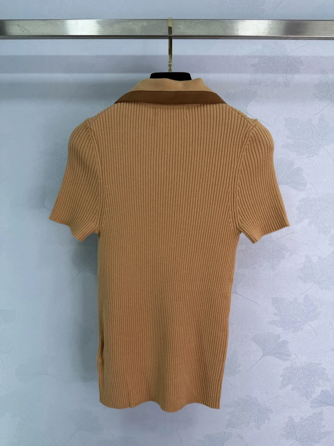 

2026 Early Spring New Casual Fashion Embroidered Crew Neck Short Sleeve Sweater