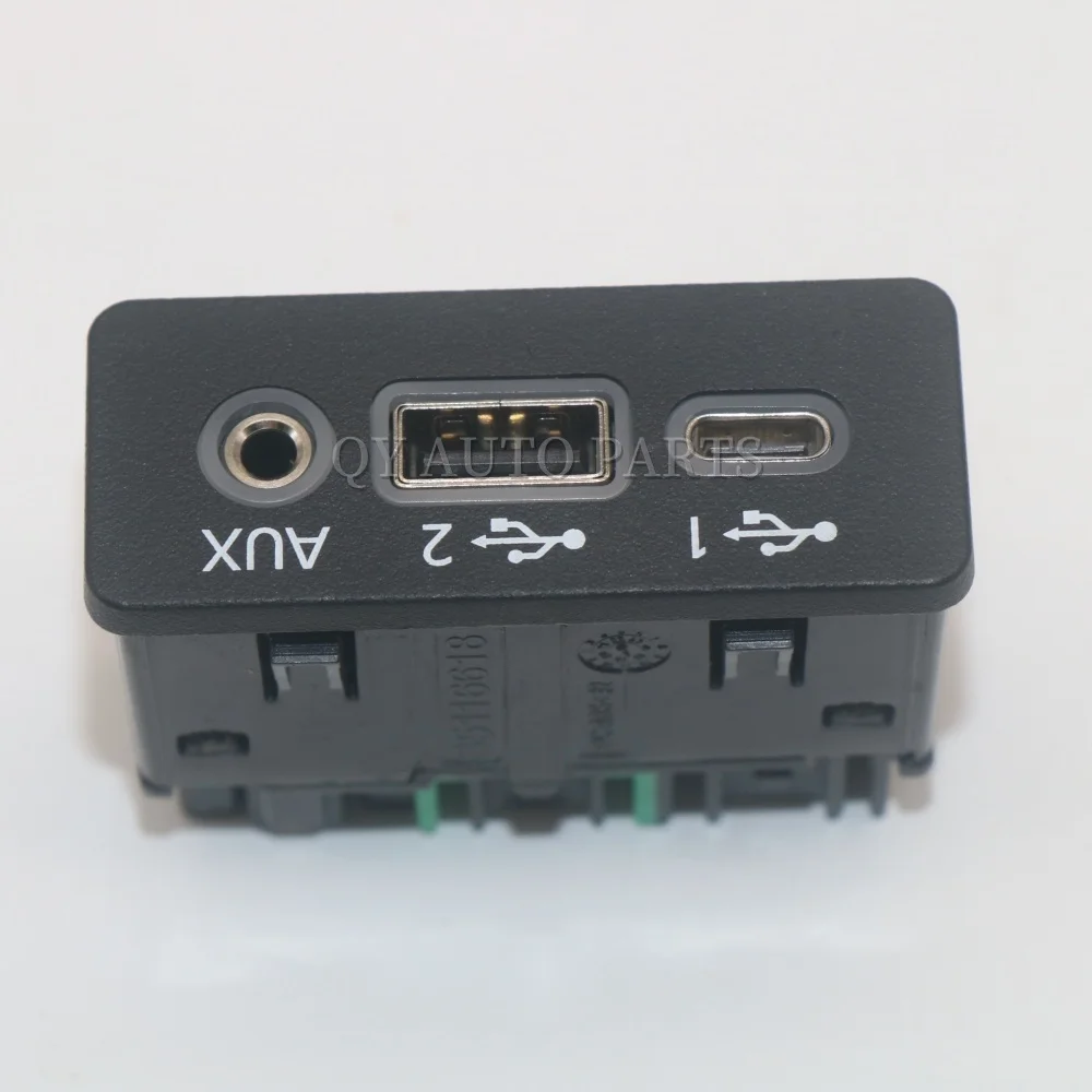 

35116618 Auxiliary Audo Plug Charge USB Port for Nissan Sentra 2.0L 2020-2023