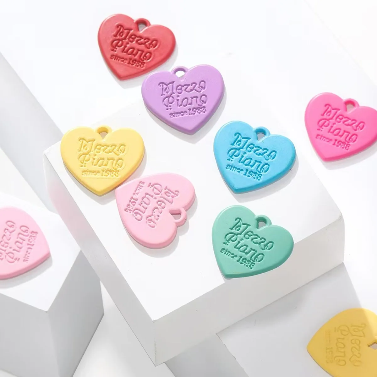 10 قطعة المعلقات القلب لون الحلوى سحر ل سوار اليدوية أقراط قلادة قلادة DIY بها بنفسك مستلزمات صناعة المجوهرات