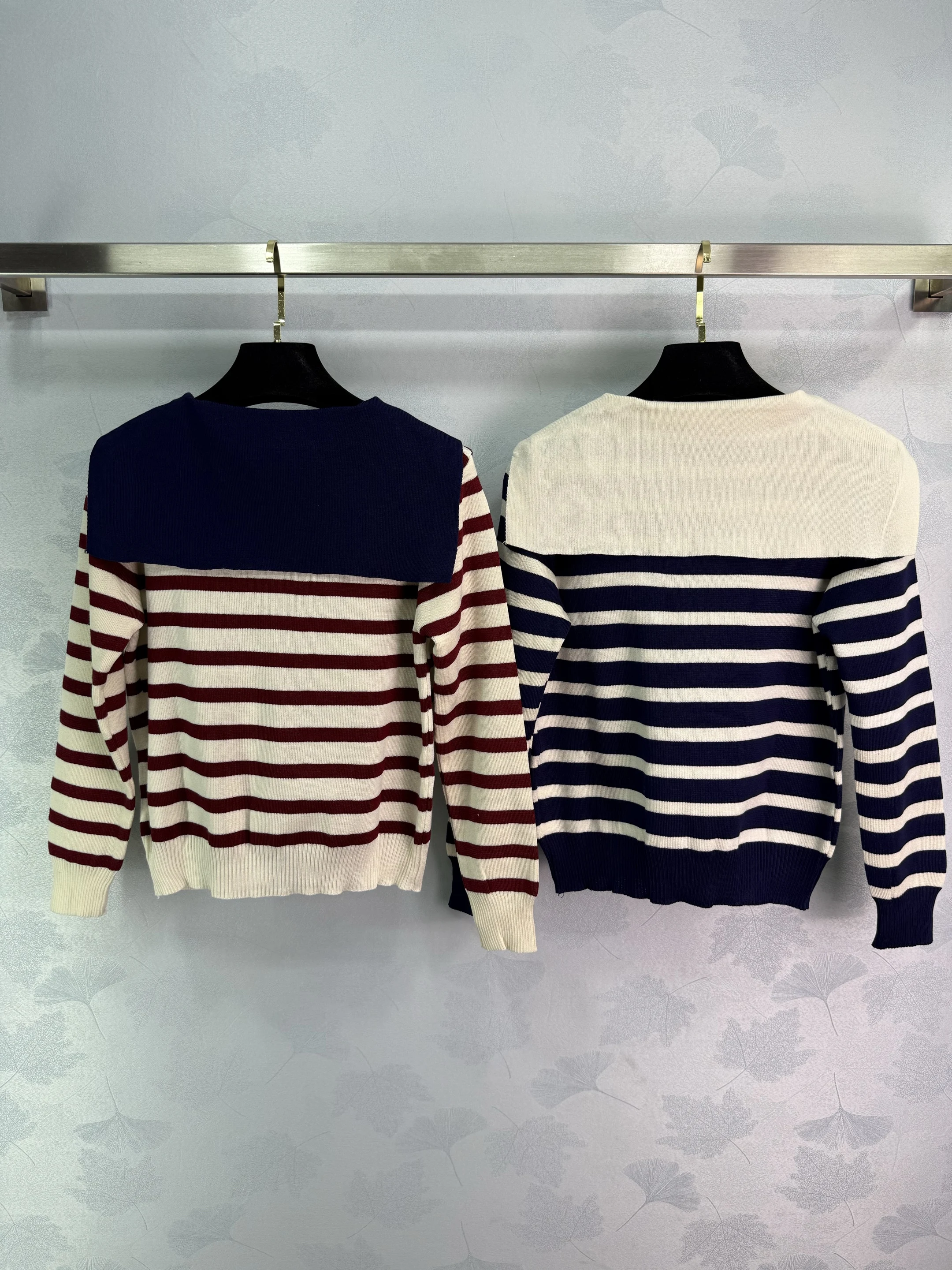 

2025 Early Autumn Latest Series Contrast Striped Navy Collar Knitted Long Sleeve Cardigan WYY-313