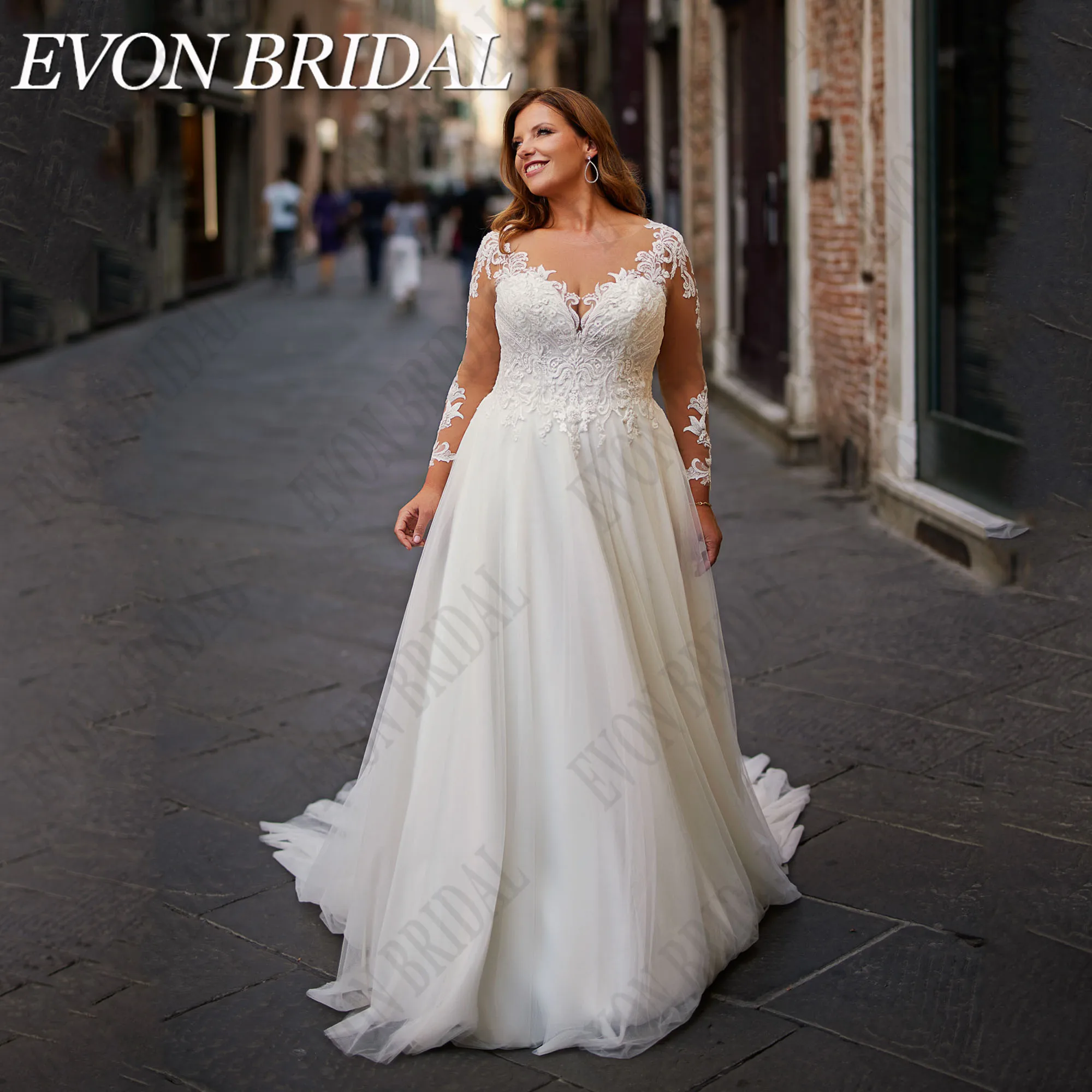 EVON BRIDAL Plus Size Wedding Dress Long Sleeves Scoop Neck Illusion Back Vestidos De Novia A-Line Applique Bridal Gowns Lace