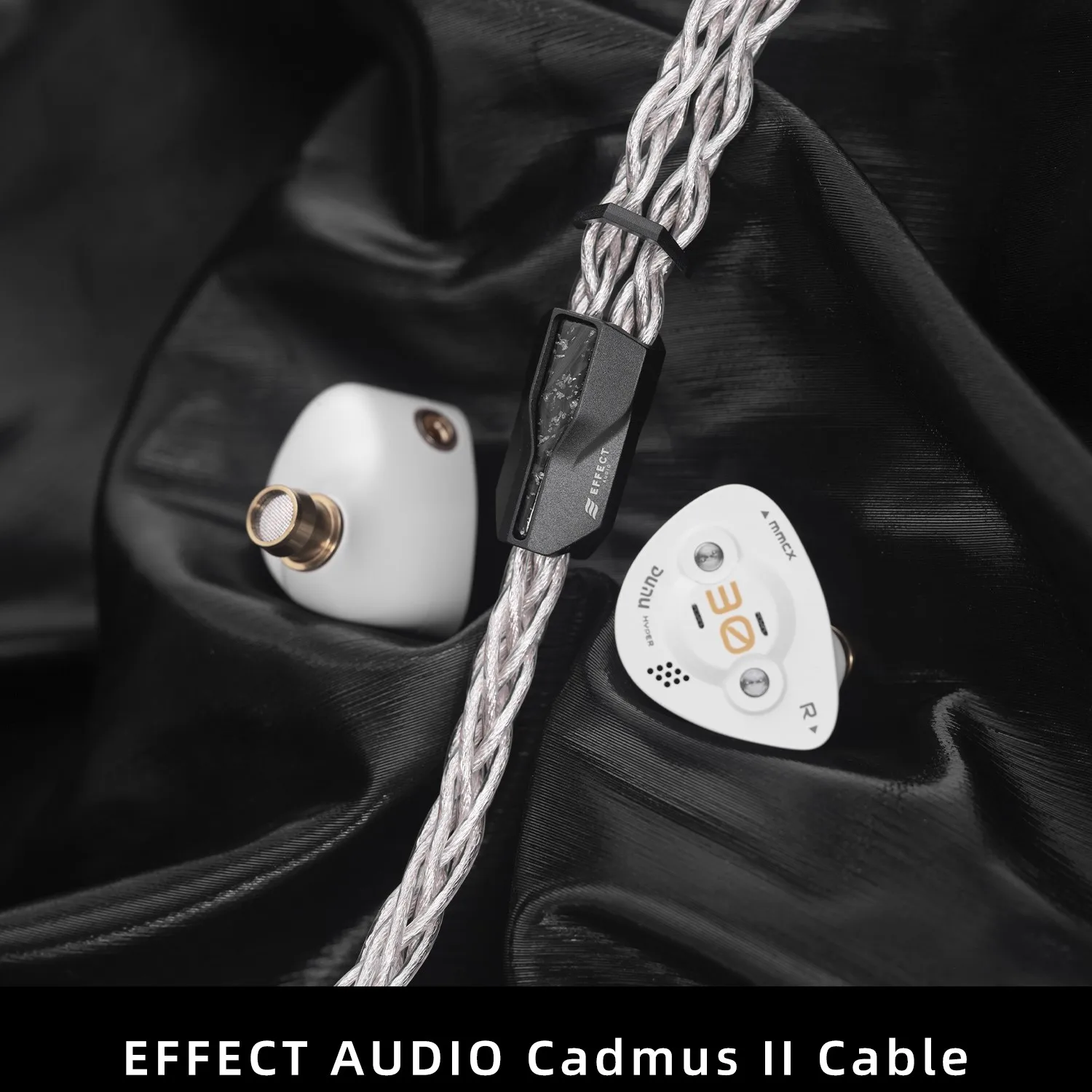 سماعات أذن DUNU x Effect Audio DK3001BD ذات إصدار محدود مع كابل ConX قابل للتبديل 4.4 مم