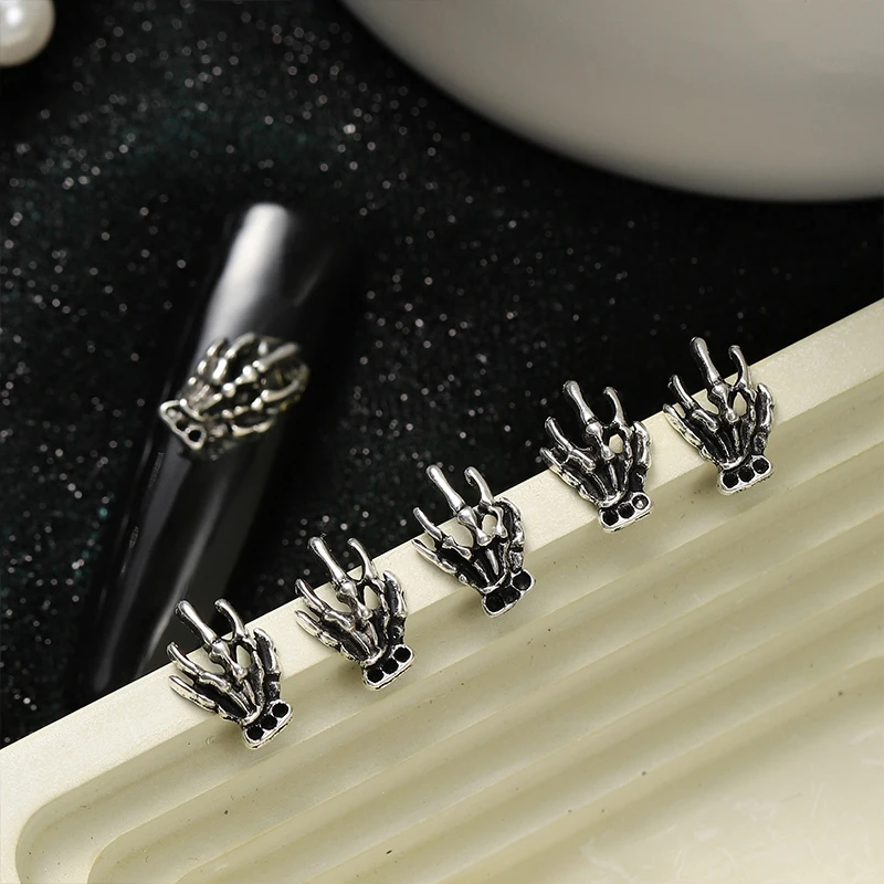 20PCS Halloween Style 3D Metal Nail Art Decorations Black Skull Spider Hand Skeleton Design Jewelry DIY Decor Accessories