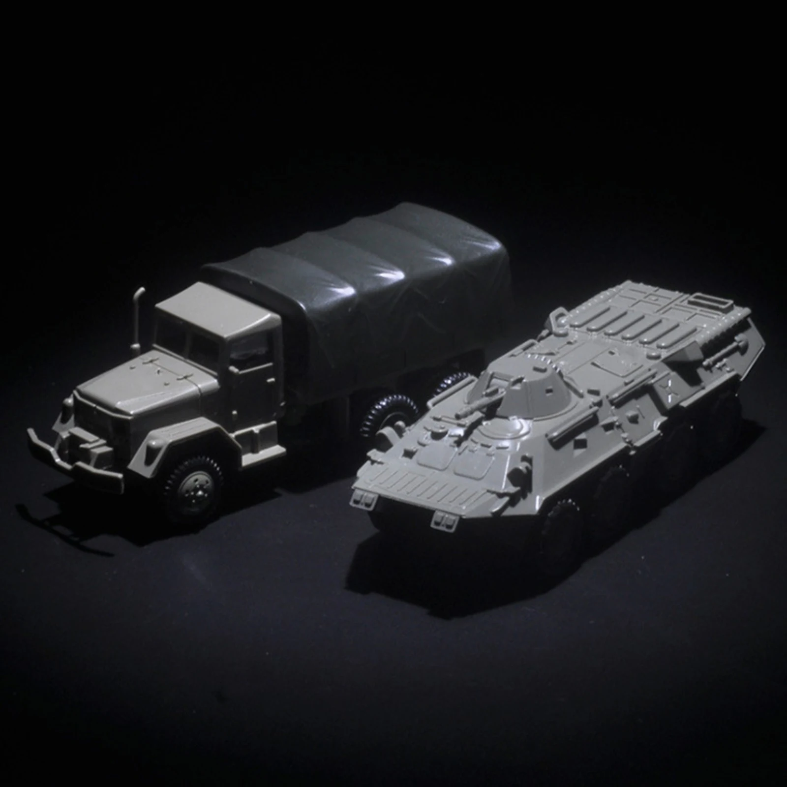 

Simulation 1/72 4D Assemble Military Vehicles Truck Armored Vehicle Fun DIY Assemble Miniature Building Model Kits Plastic Toys