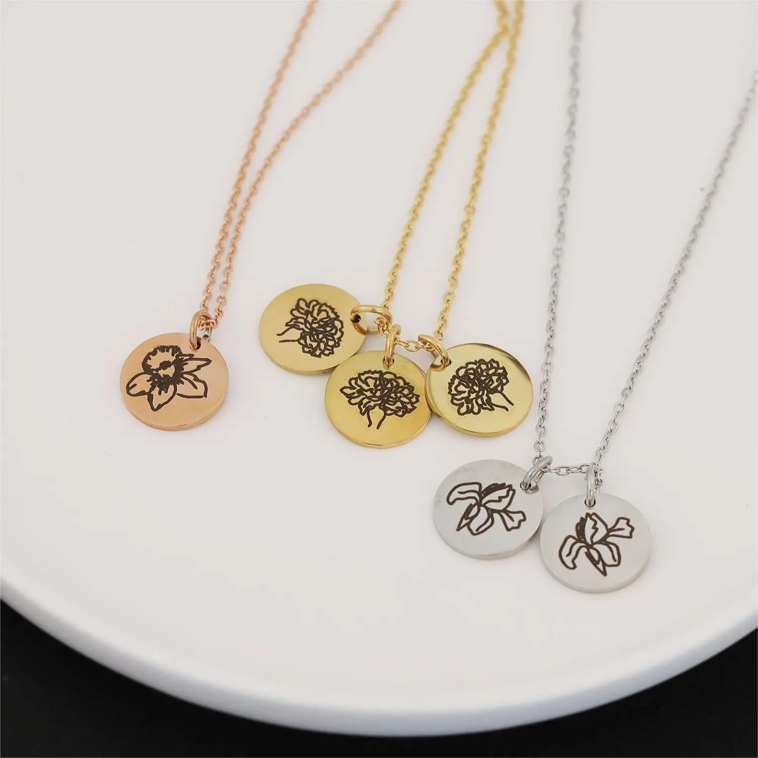 Mini Small Circular Carved Birthday Flower Necklace Stainless Steel Round Pendant Jewelry Special Birthday Gift For Girlfriend