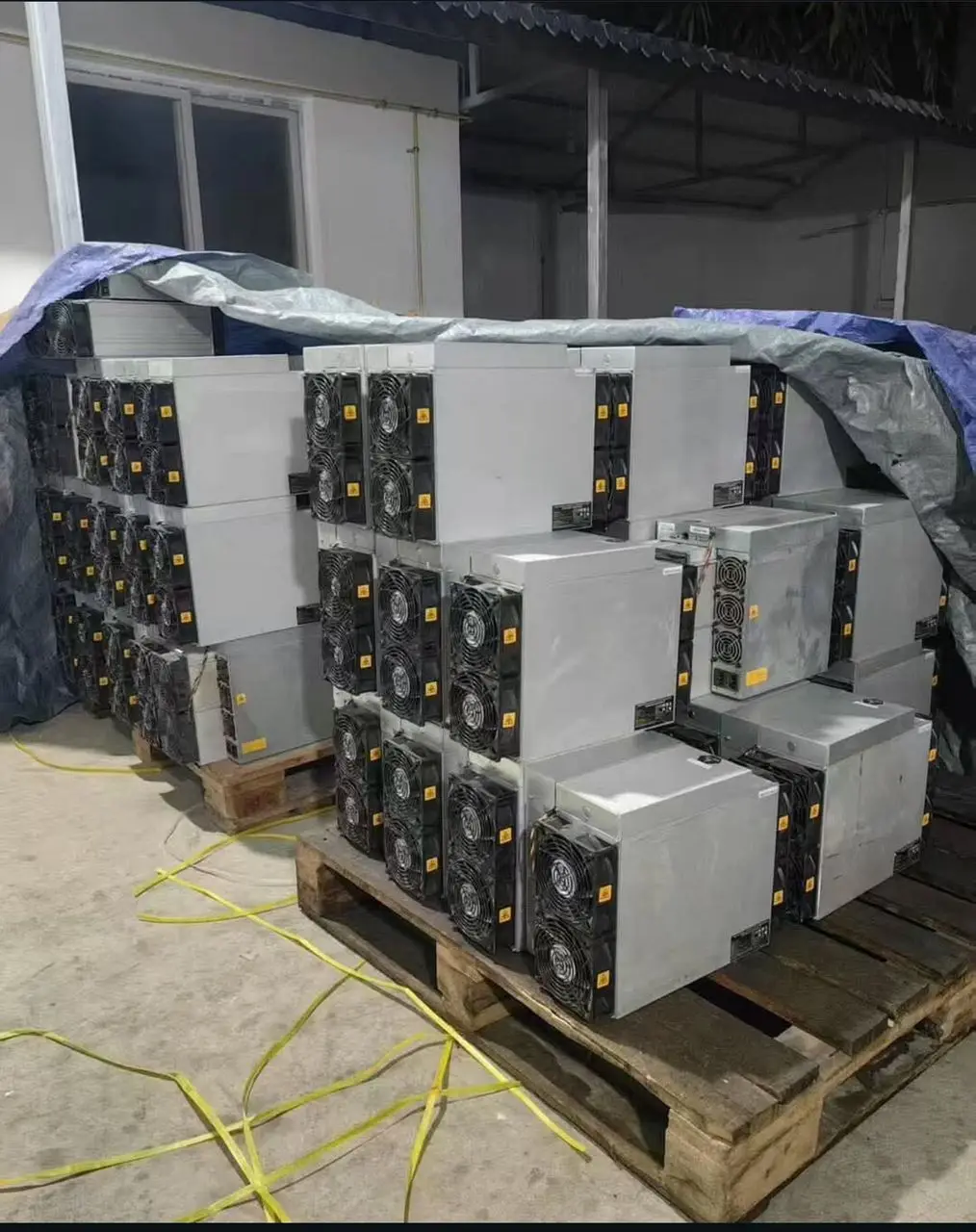 Buy 3 get 2 Free Original Bitmain Antminer Z15 Pro 860KSol Fast Delivery | Warranty Support
