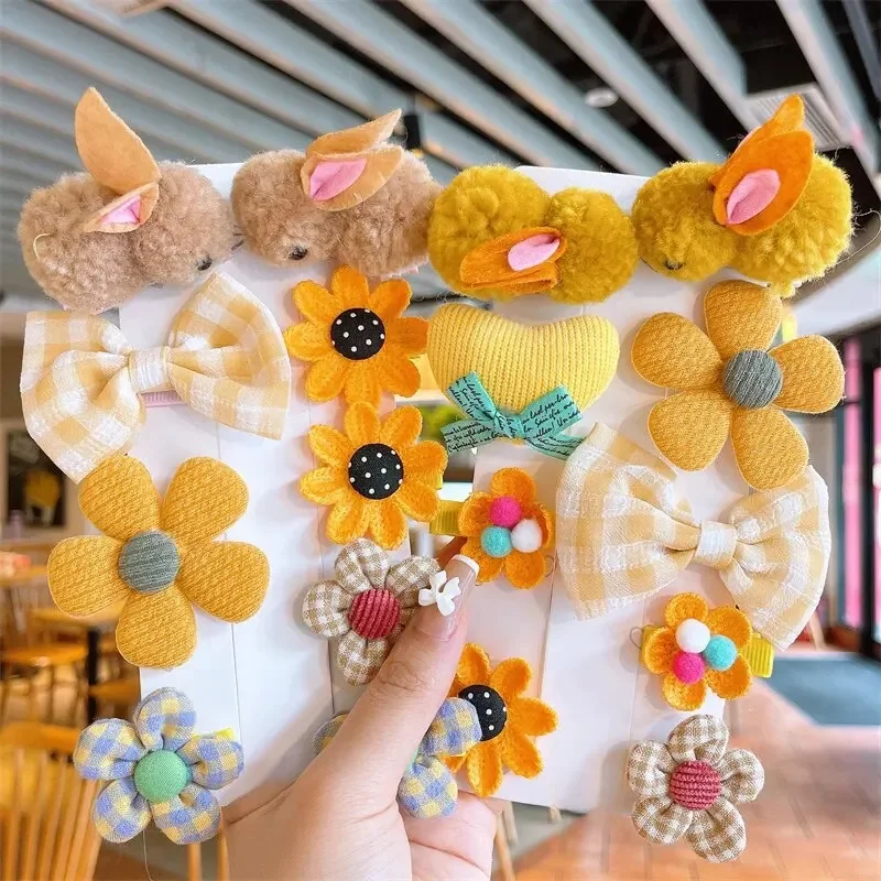 9 sztuk/zestaw Cartoon Bunny Flower spinki do włosów dla dzieci śliczne pluszowe króliki szpilka małe dziewczynki Barrettes nakrycia głowy dziecięce akcesoria do włosów — zdjęcie 2