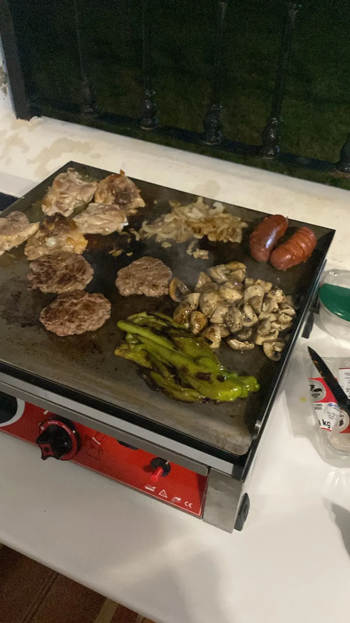 Mallette de Barbecue Inox 29 Pièces – Le Kit Accessoires Plancha et Grillade Ultime photo review