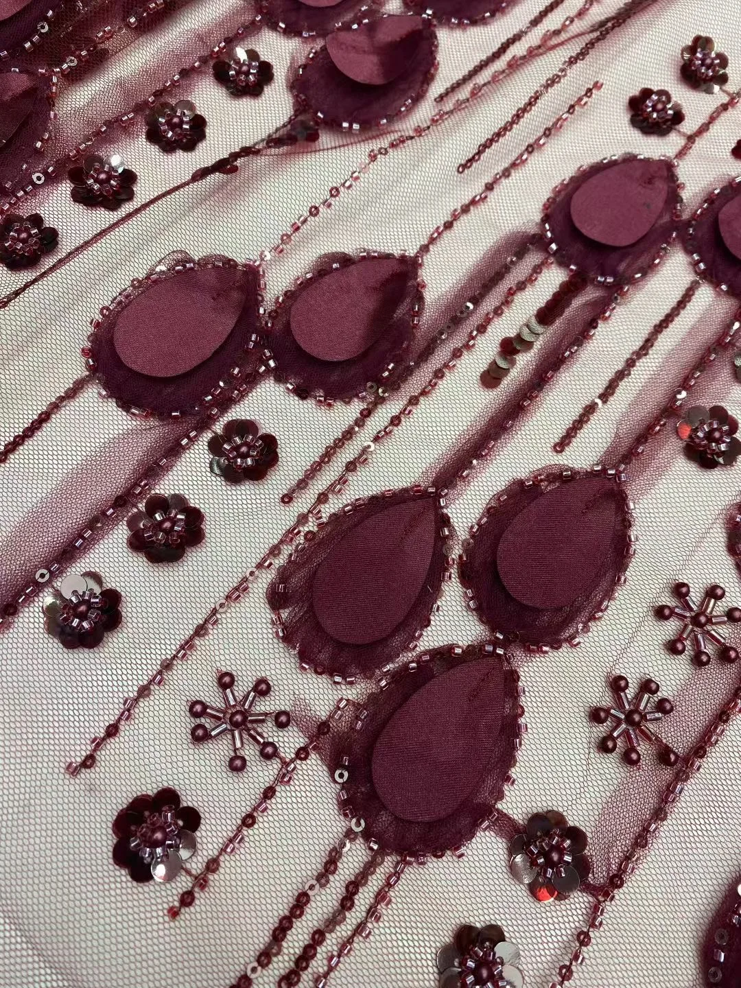 Elegant green floral lace mesh fabric with sequin cord embroidery, African guipure lace for fashion dresses and wedding outfits