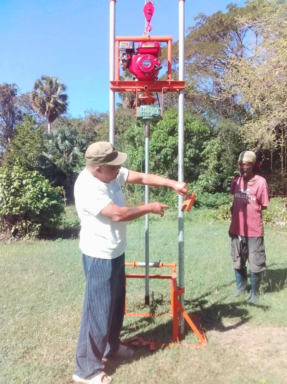 Customized 100M Diesel Water Well Drilling Rig Mini Portable Rotary Borehole Drilling Machine