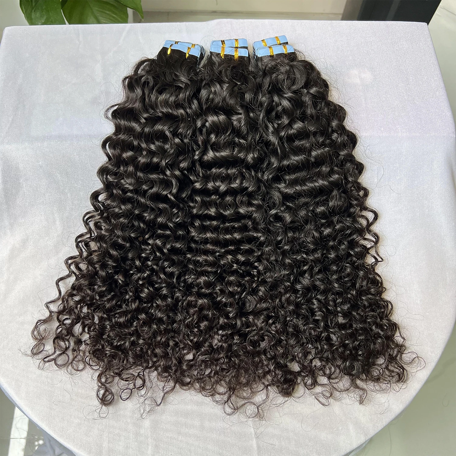 SWANEE Invisible Tape PU Weft Human Hair Bundles Natural Hair Seamless & Glueless Injected Tape In Hair Extensions Salon Quality