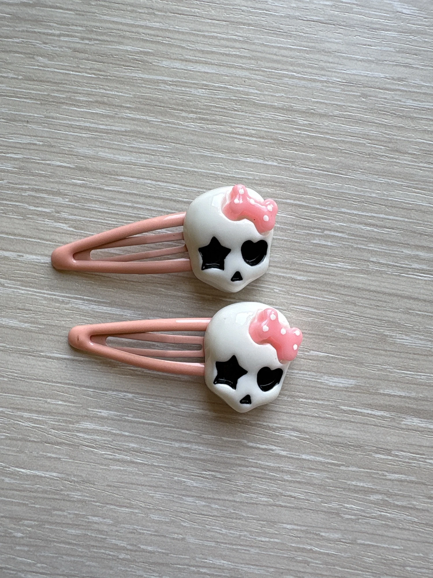 Delicate Cartoon Skull Hairpins Hot Girls Hair Clip Spring Summer Hair Clip for Woman Ponytail Side Hair Clip photo review