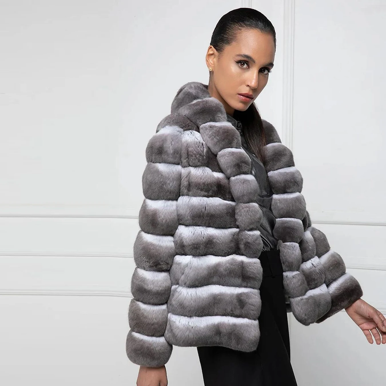 

Women Natural Rex Rabbit Fur Jacket with Turn-down Collar Trendy Whole Skin Genuine Rex Rabbit Fur Coat Woman Fur Overcoats