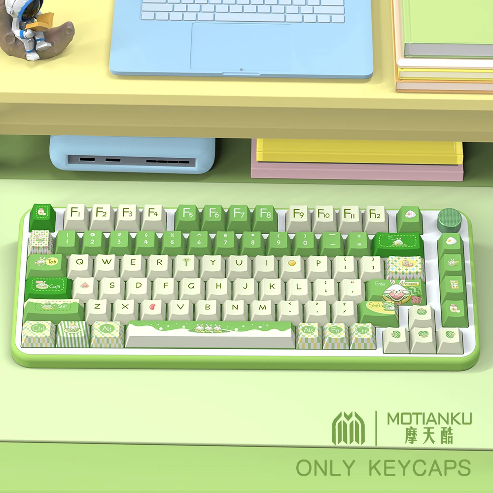 

138/158 key set with original height of keycaps, in a light and fresh casual style, made of PBT material