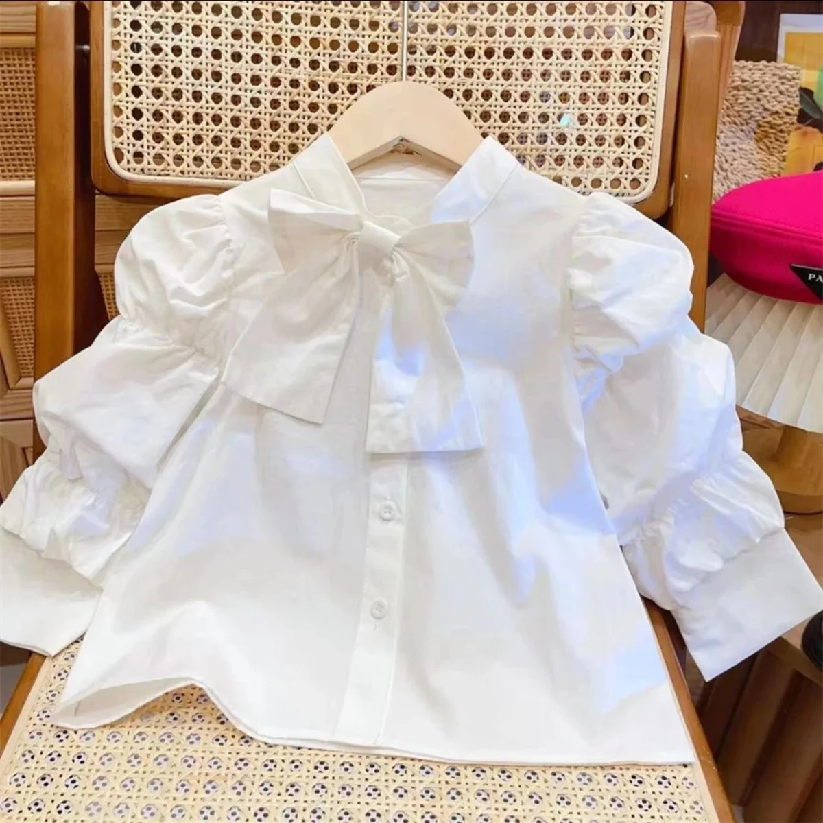 White bow button-up base shirt baby girl white spring and autumn new princess girl loose sleeve jacket