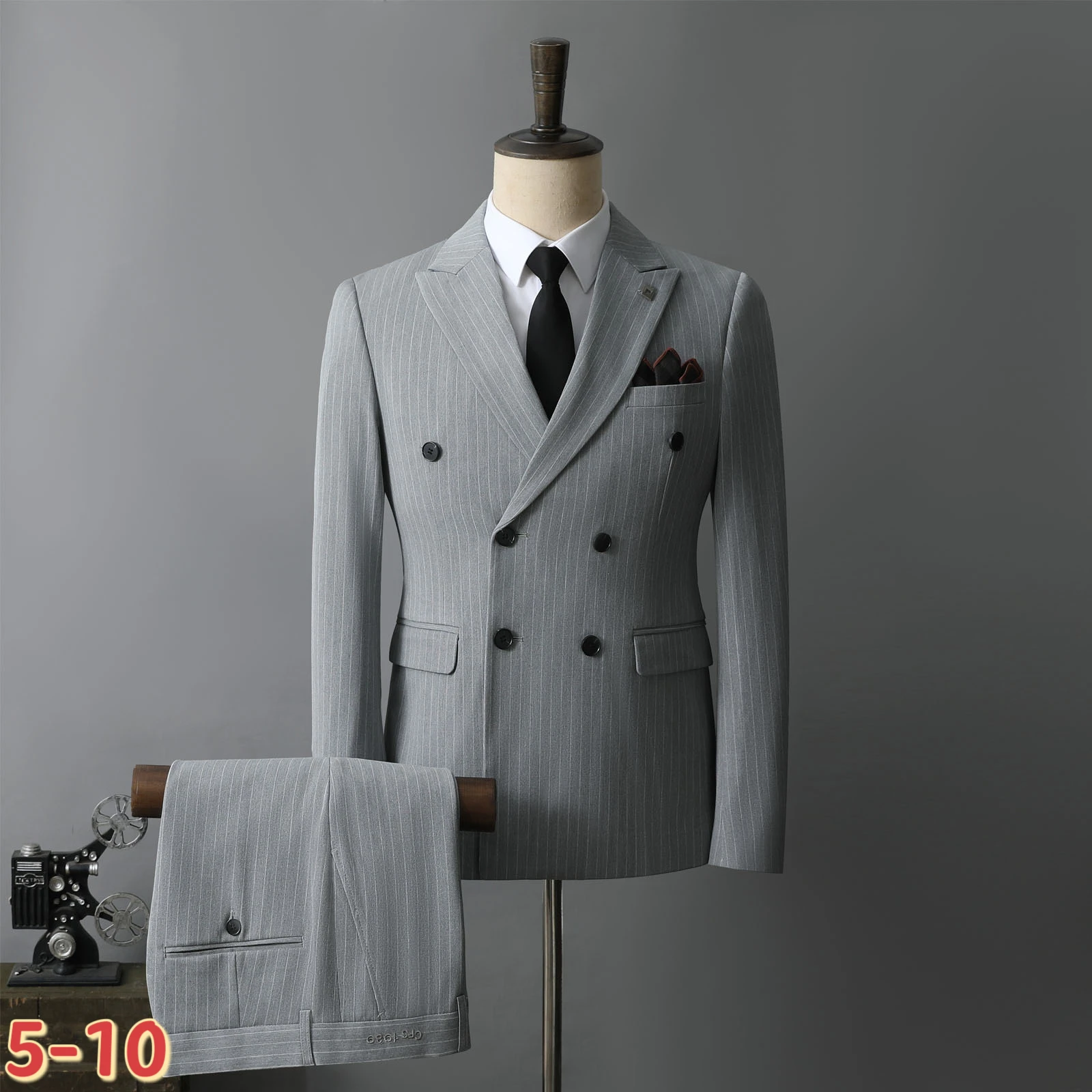 

High-end double-breasted suit men's striped suit casual groom wedding dress business slim Korean suit