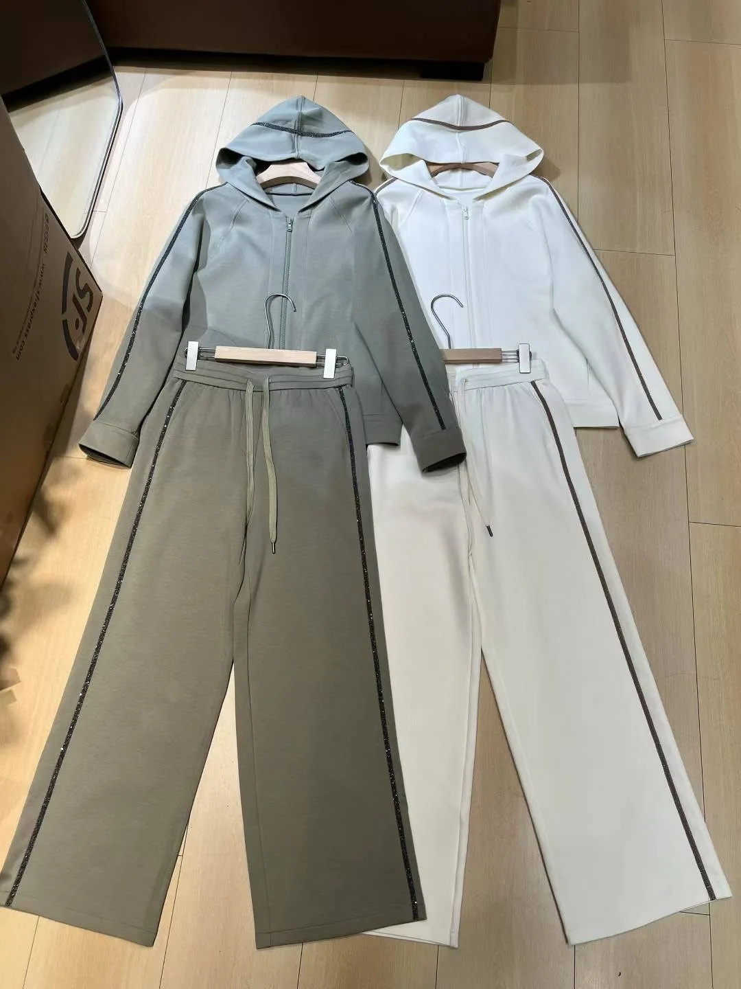 

Autumn-winter women's comfortable high quality cotton hoodie pants set