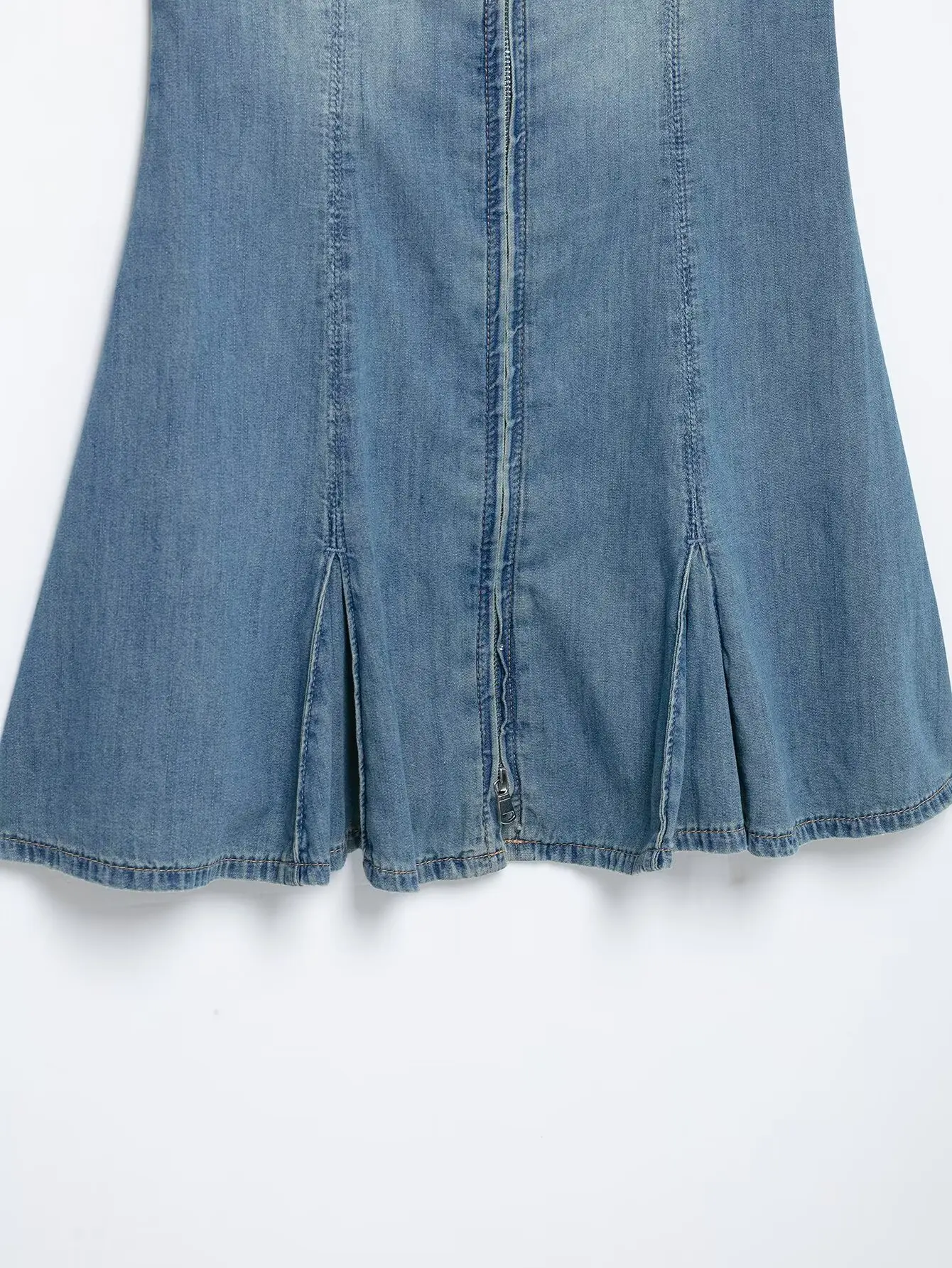 Women Vintage Denim Mini Dress Zipper Front Sleeveless Lapel Pleated Jean Dress Y2K Streetwear Slim Summer Sundress - view 4