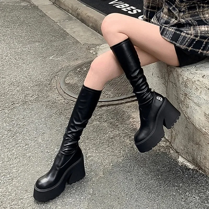 Bottes noires à talons hauts pour femmes, bottes hautes sensuelles de qualité supérieure, chaussures vintage confortables, Botas Altas à plateforme pour femmes, hiver 2026