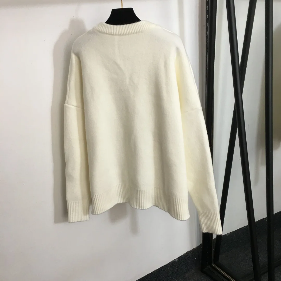 

2025 Autumn And Winter New Women'S Clothes Casual And Versatile Youth Loose Love Letter Pullover Long Sleeve Sweater