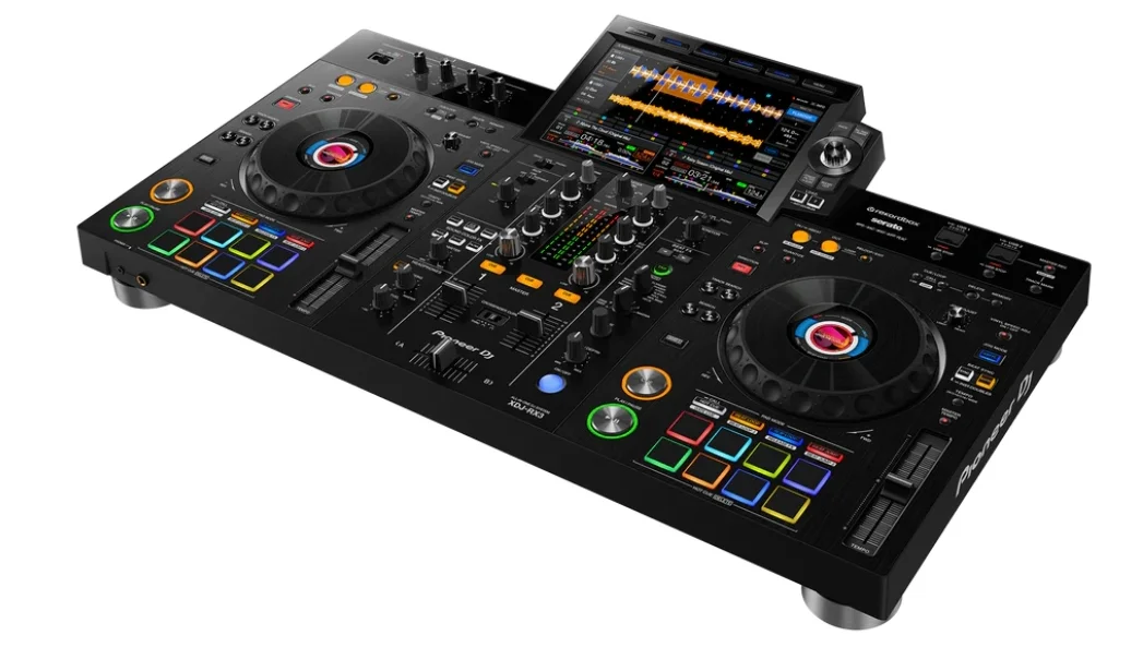 صفقة رائعة!!!...))) نظام DJ الكل في واحد من Pioneer XDJ-RX3