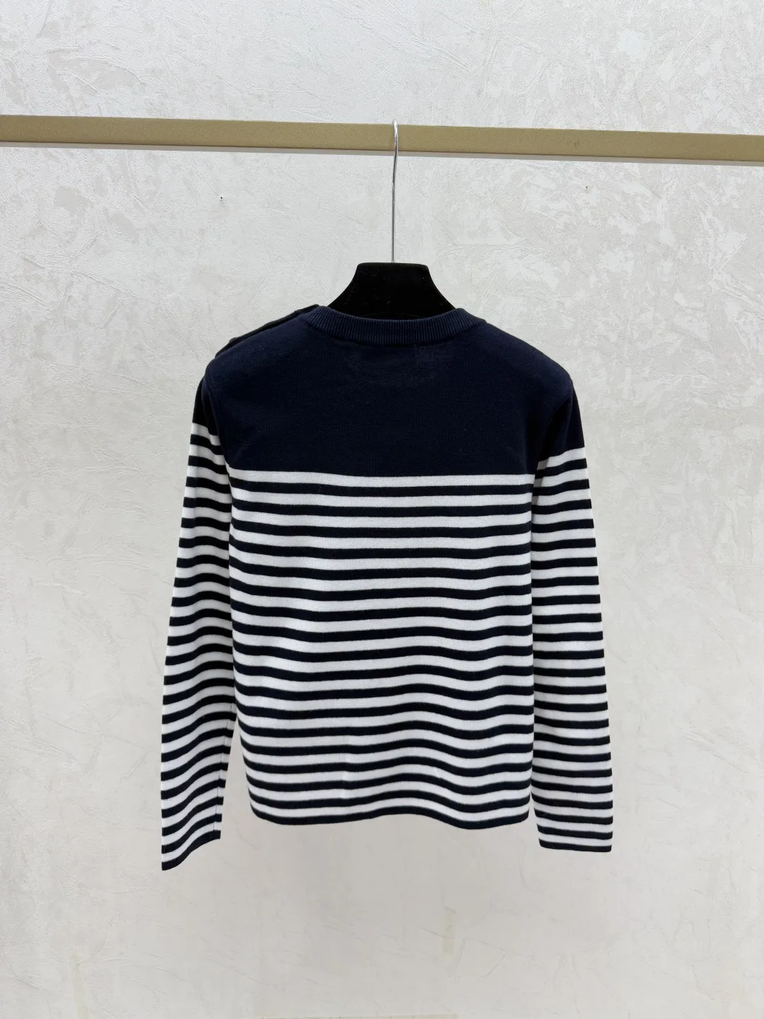 

25 autumn/winter new versatile and fashionable style pullover, long sleeved striped knitted women's sweater